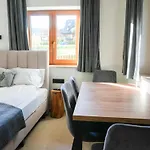 Apartman Chrycowka - Jacuzzi, Basen, Sauna