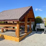 Chrycowka - Jacuzzi, Basen, Sauna Апартаменты Косцелиско